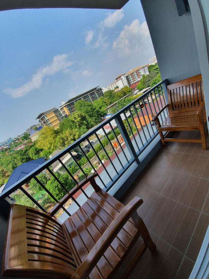 Execlusive Seaview 1 bedroom suite at The Patio Bangsaen Buitenkant foto